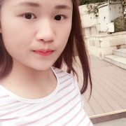 成欣妍头像