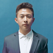 何亮头像