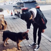 张广伟头像