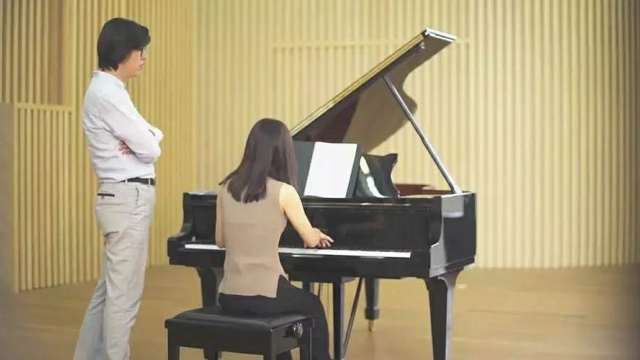 音乐麦克疯